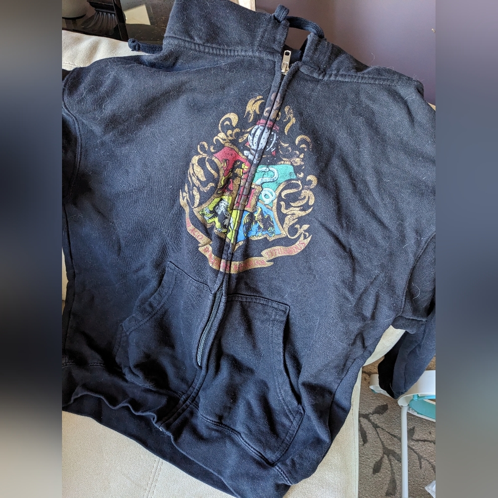 Harry Potter Hogwarts crest sweatshirt